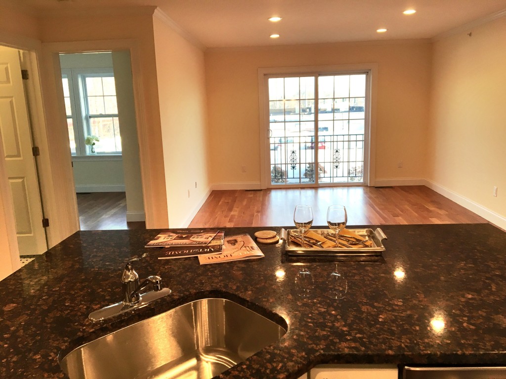 97 living area 1
