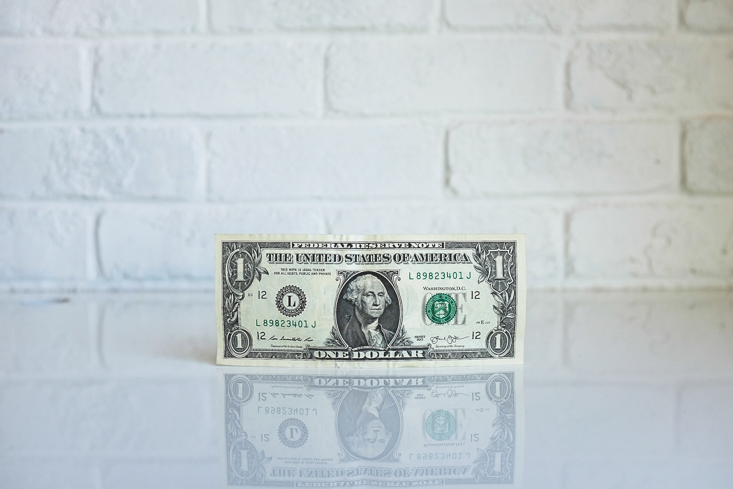 neonbrand-JW6r_0CPYec-unsplash