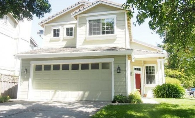 581 Almanor St Petaluma, CA 94954
